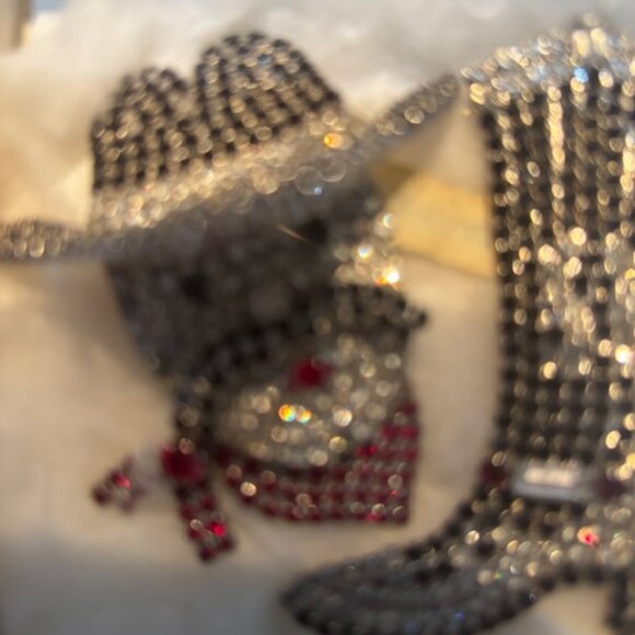 Butler Wilson Rhinestone Cowboy and Boot pins - Picture 3 of 4